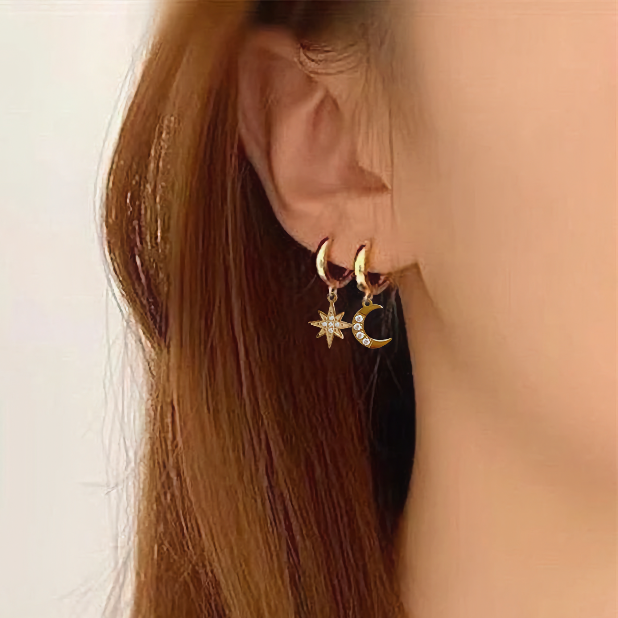 Cosmia Gold Earrings