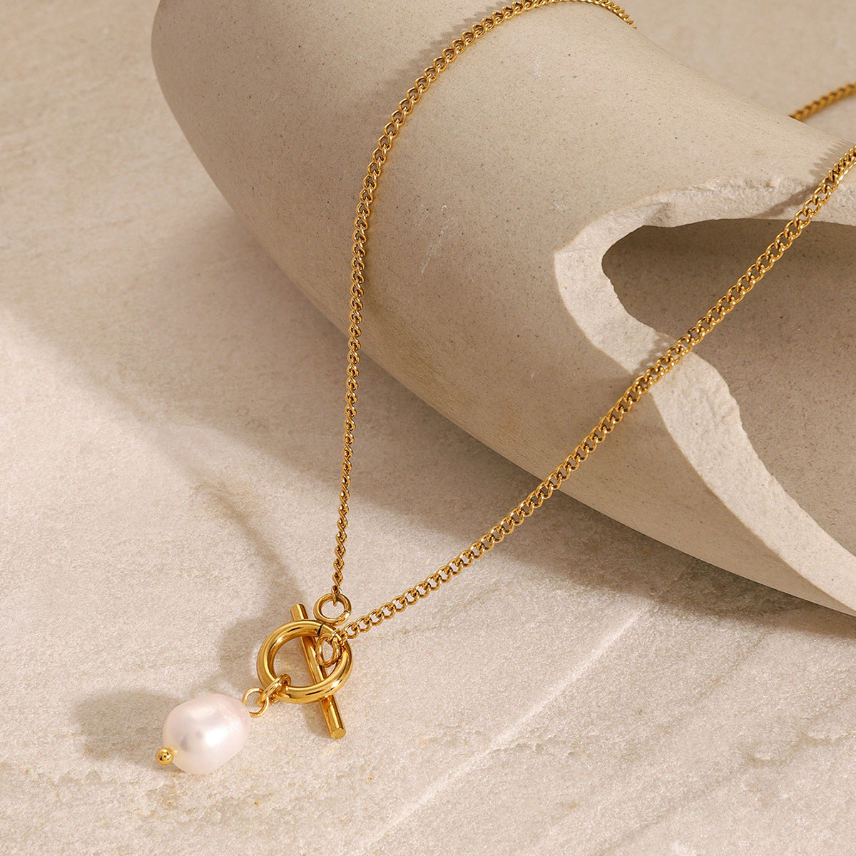 Ellen Freshwater Pearl Necklace